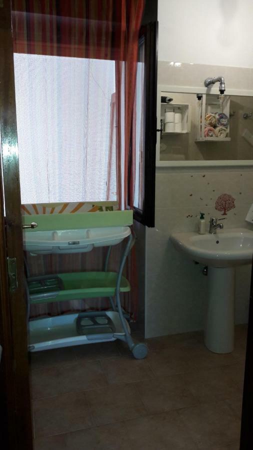 Casa Marina Lu Tuvaraggiu Casa Vacanze Sorso Exterior foto